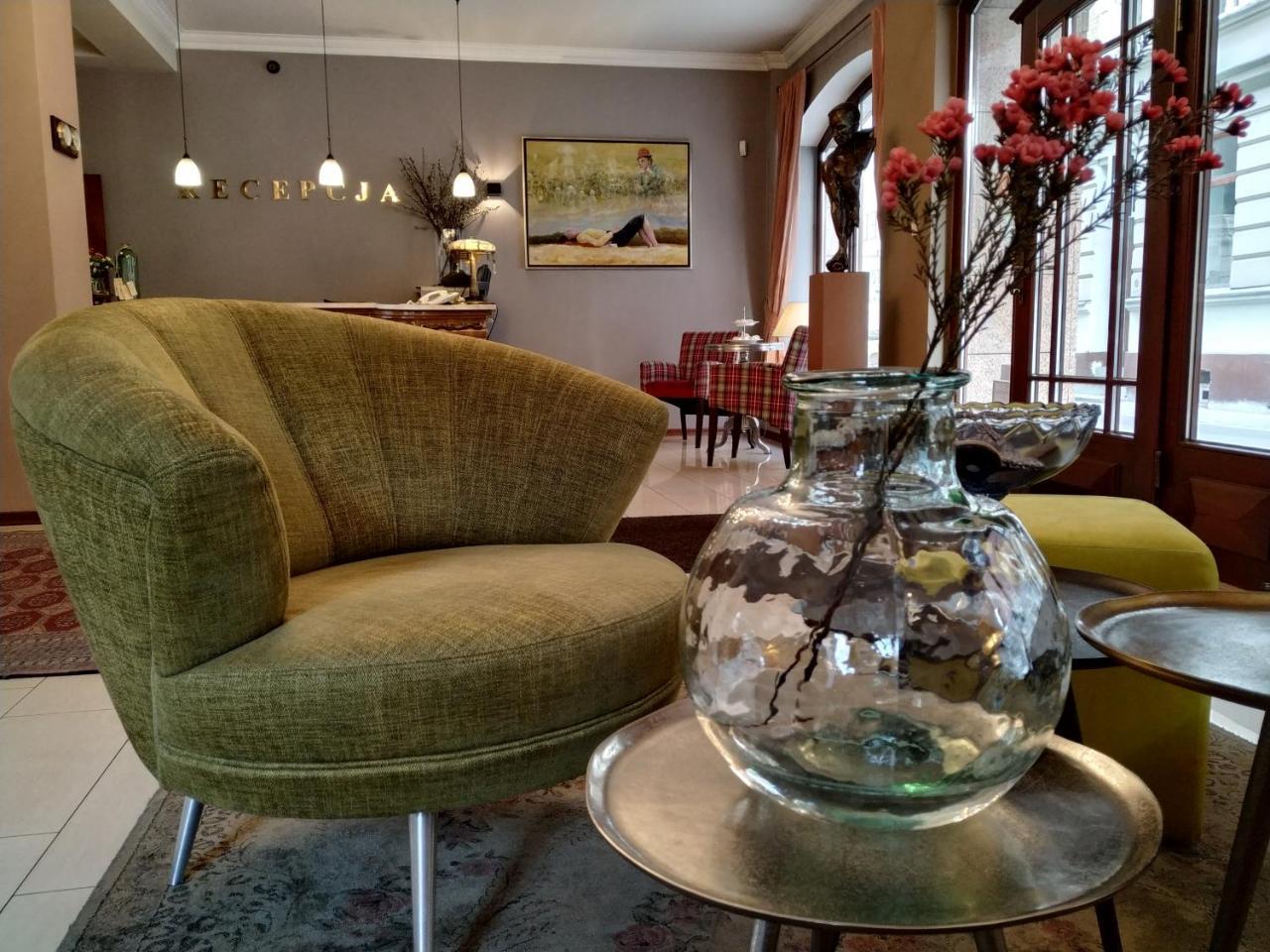 Stare Old Town 3* Познань